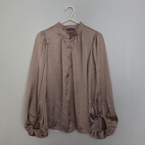 NWT Vince Camuto Champagne Long Sleeve Blouse